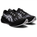 Asics Novablast 3 Preto e Branco