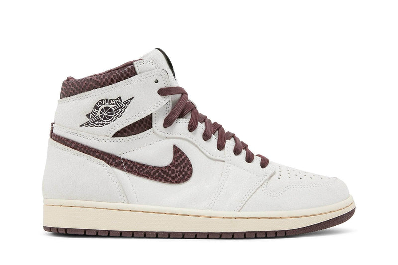 Tênis Nike A Ma Maniére x Air Jordan 1 Sail and Burgundy Bege