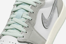 Tênis Nike Air Jordan 1 Low "Lunar New Year" Photon Dust Cinza