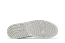 Tênis Nike Air Jordan 1 Low Og Metallic Silver Cinza