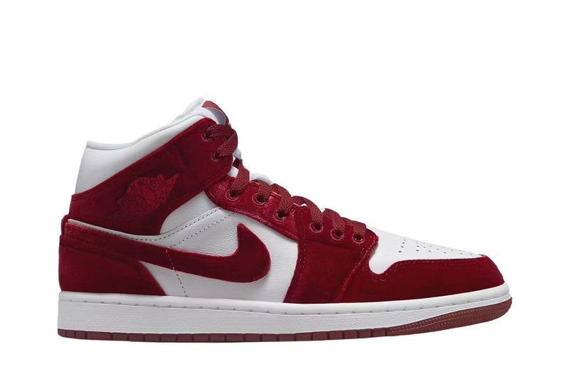 Tênis Nike Air Jordan 1 Mid SE Red Velvet Vermelho