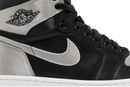 Tênis Nike Air Jordan 1 Retro High OG 'Satin Shadow' Prateado