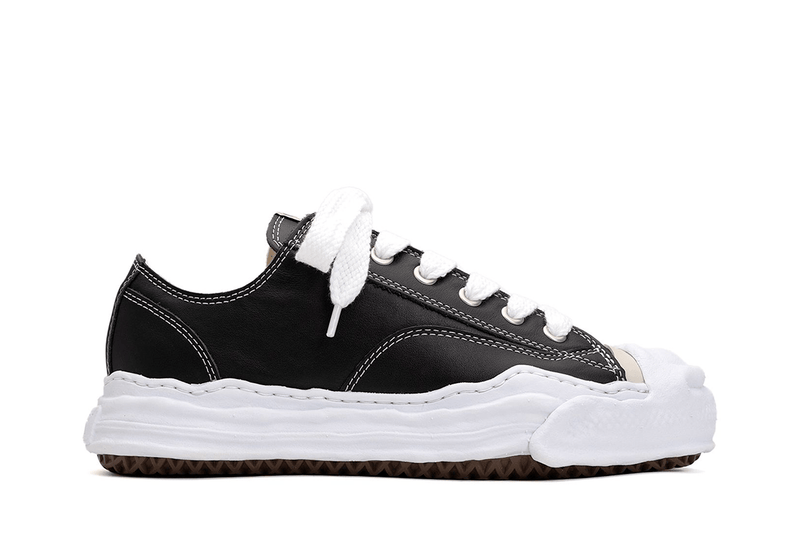 Tênis Maison Mihara Yasuhiro "Hank" OG Sole Leather Low-top Preto/Branco