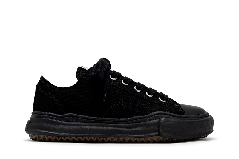 Tênis Maison Mihara Yasuhiro "Peterson" OG Sole Canvas Low-top Black Preto