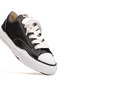 Tênis Maison Mihara Yasuhiro "PETERSON"OG Sole Leather Low-top Black Preto/Branco