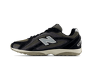 Tênis New Balance 204L Black Magnet Preto