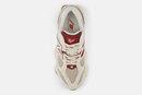 Tênis New Balance 9060 'Linen Burgundy' Bege