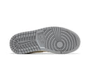 Tênis Nike Air Jordan 1 Low Sail Soft Pearl Sequins Bege