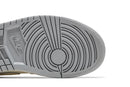 Tênis Nike Air Jordan 1 Low Sail Soft Pearl Sequins Bege
