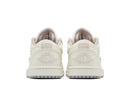 Tênis Nike Air Jordan 1 Low Sail Soft Pearl Sequins Bege