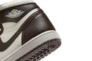 Tênis Nike Air Jordan 1 Retro High OG Light Madder Root Marrom