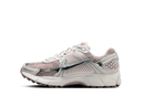 Tênis Nike Zoom Vomero 5 Metallic Silver Platinum Violet Prateado/Violeta