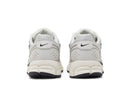 Tênis Nike Zoom Vomero 5 Photon Dust Metallic Silver Cinza